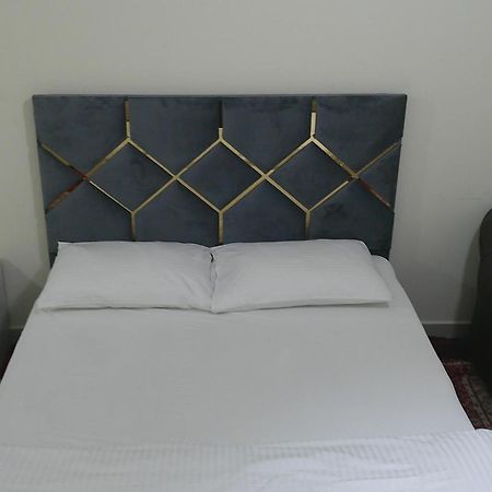 Ruby Star Hostel Dubai F2 Eksteriør bilde