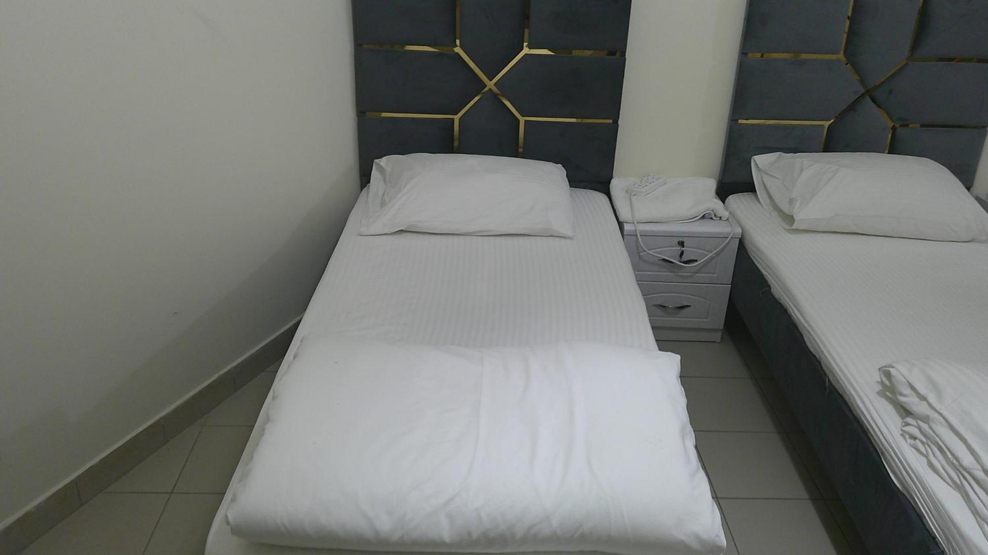 Ruby Star Hostel Dubai F2 Eksteriør bilde